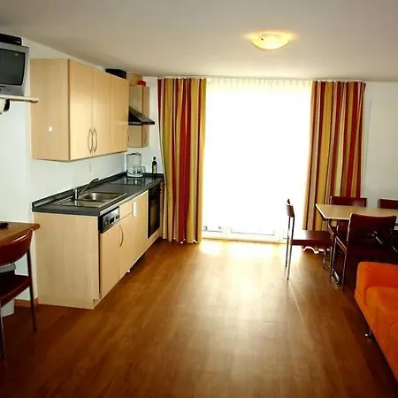 Hotel In 3*