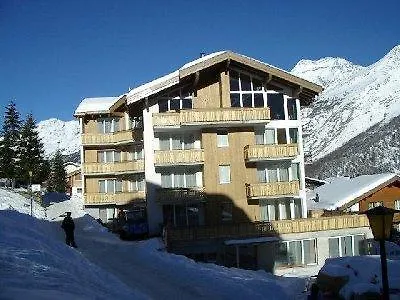 Hotel In 3*